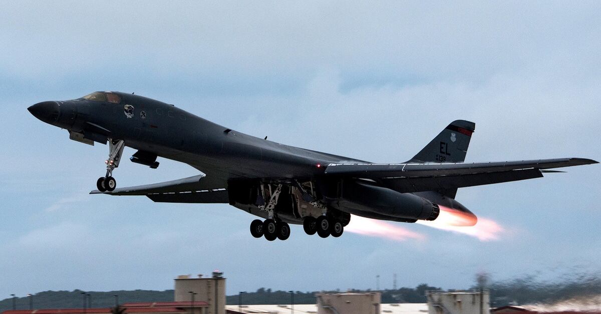 Air Force Grounds B 1 Bomber Fleet To Inspect Ejection Seats