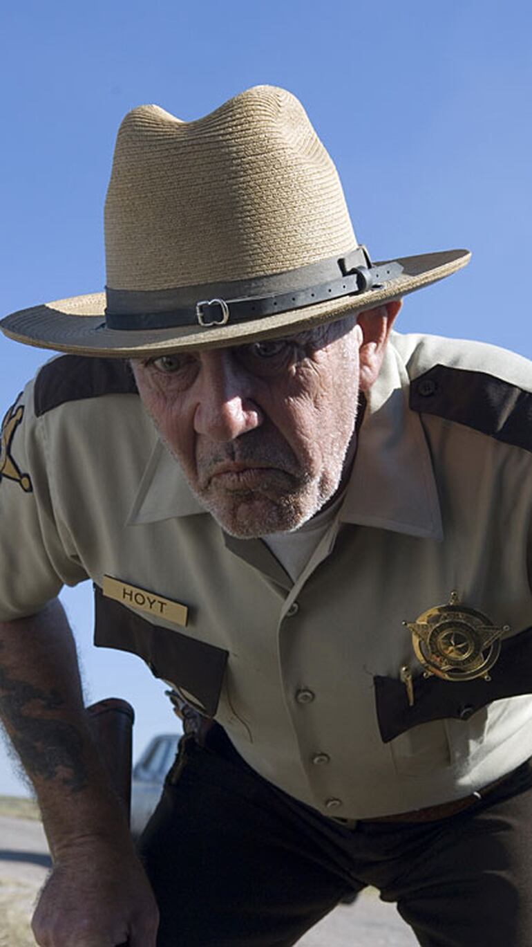 Marine icon, R. Lee Ermey, dies at 74