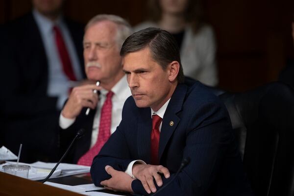 Defense Secretary Jim Mattis says he wants expedience in getting cloud access to the front lines; Sen. Martin Heinrich, D-N.M. (pictured), feels more oversight is necessary. (J. Scott Applewhite/AP)
