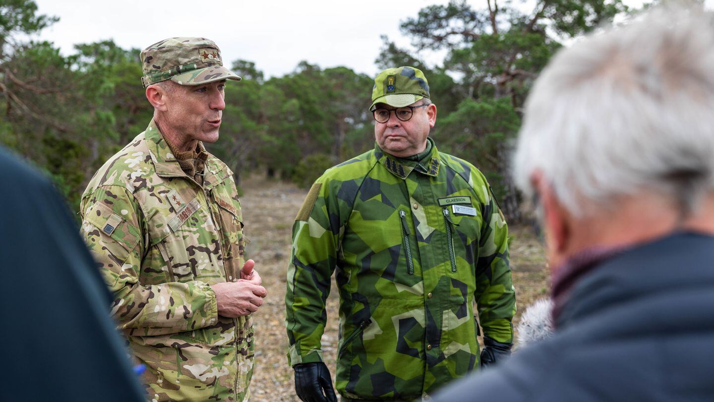 Lt. Gen. Michael Claesson, center, currently the chief of the Swedish defense staff, conducts an interview with the press on Gotland Island, Sweden, on Oct. 23, 2021. (Sgt. Patrik Orcutt/U.S. Army)