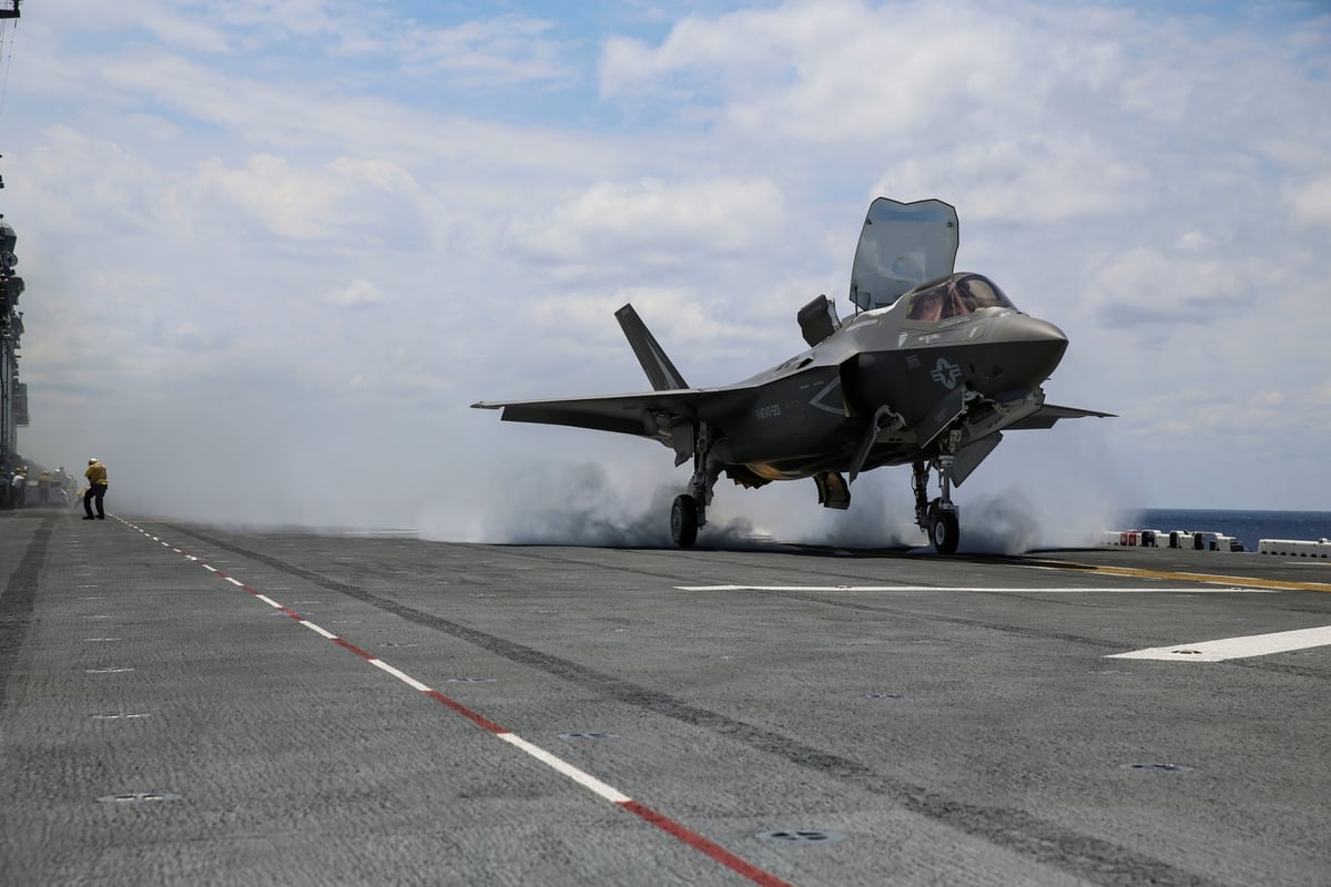 First F 35b Shipboard Deployment To Begin As Us Warship