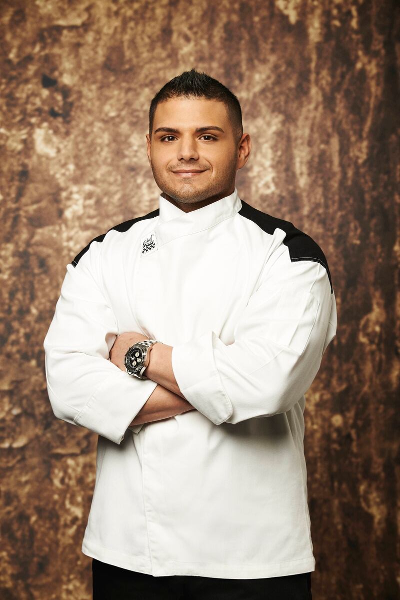 Marine Chef Apologizes For Remarks About Women On Hell S Kitchen
