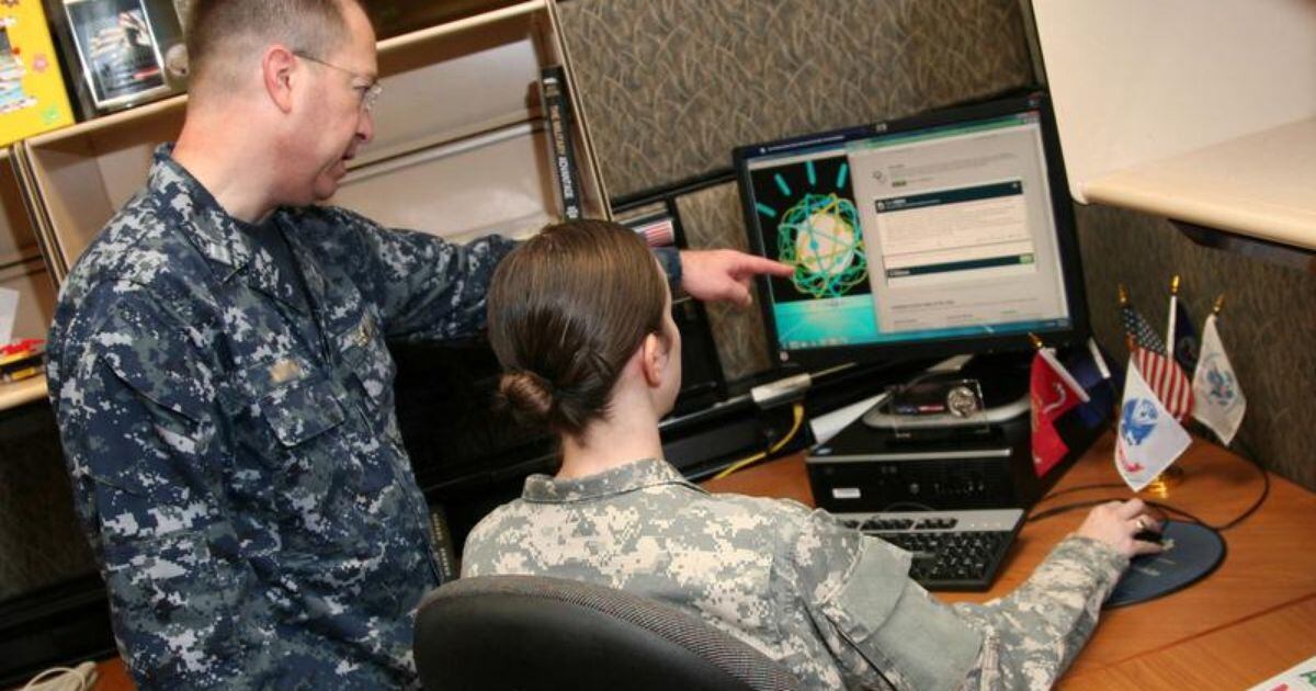 Report Dod Needs Big Cuts In Civilian Contract Spending In Next Budget