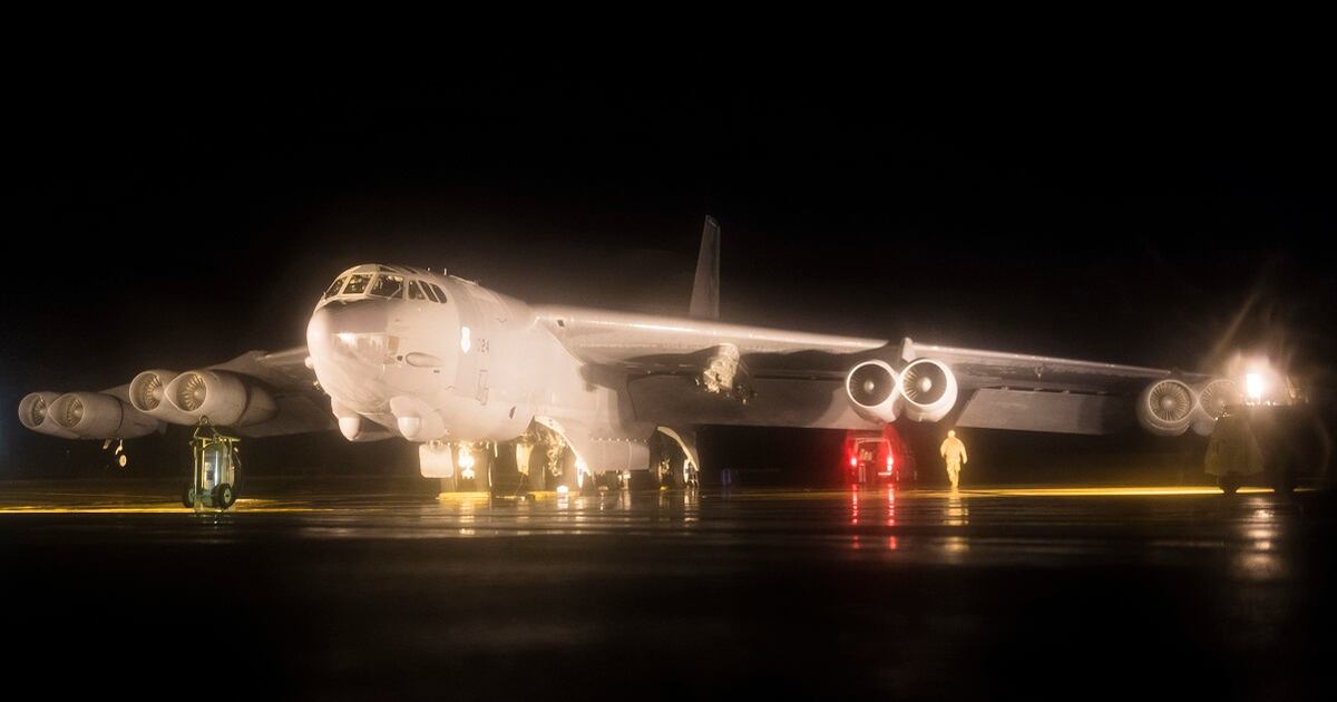 B52