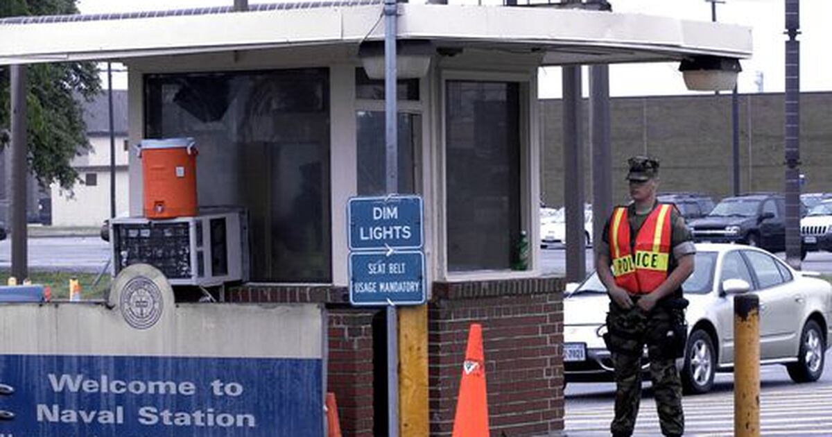 Norfolk base gate guards punished for Mahan shooting