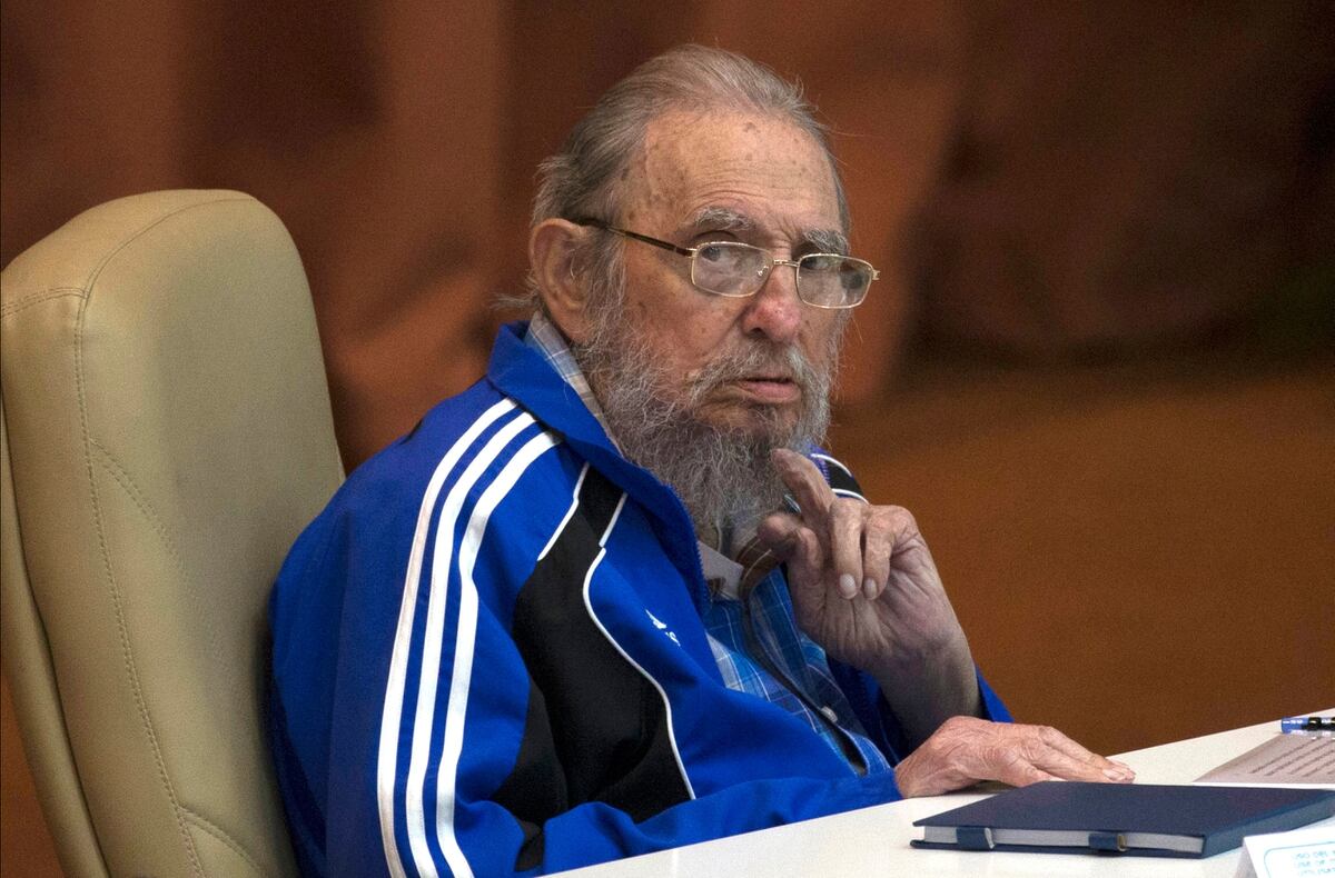 Fidel Castro dies at 90 in Cuba