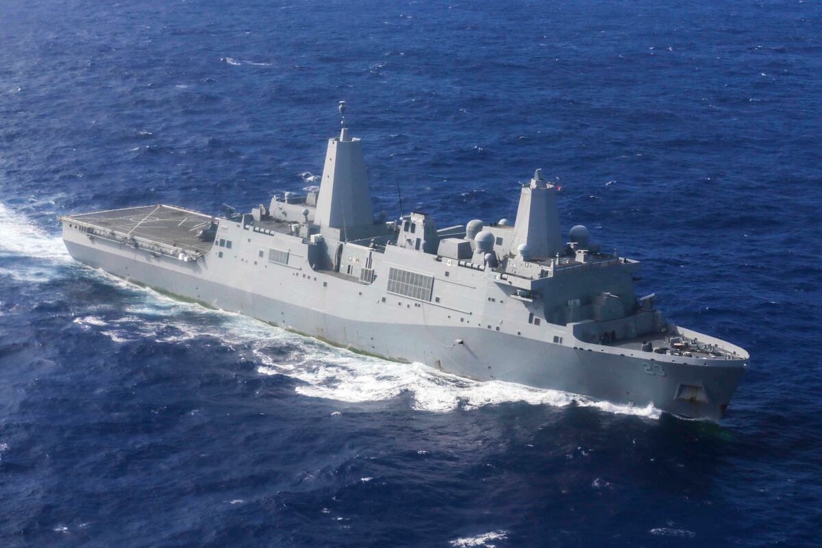 Amphib's skipper, XO fired after 'engineering incident'