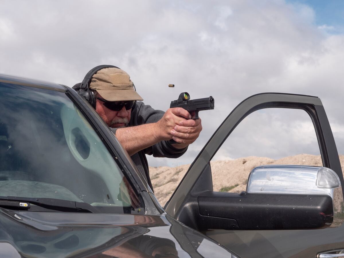 Red Dot Sight Guide Best Optics For Pistols And How To Use Them