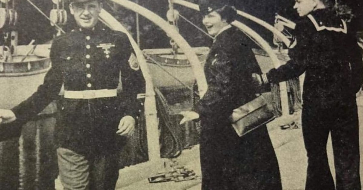 The Motivated Marine Corps Origin Of The Distracted Boyfriend