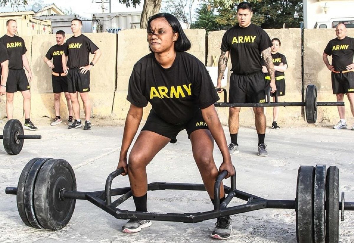 Master Sgt. Amy Prince, with the 101st Airborne Division (Air Assault) Resolute Support Sustainment Brigade, participates in the dead lift event of the Army Combat Fitness Test in August 2018 on Bagram Airfield, Afghanistan. (Army)