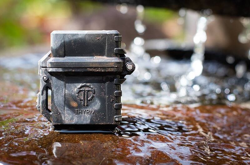Thyrm Cellvault Battery Storage Clear Amazon Com Au Sports Fitness Outdoors