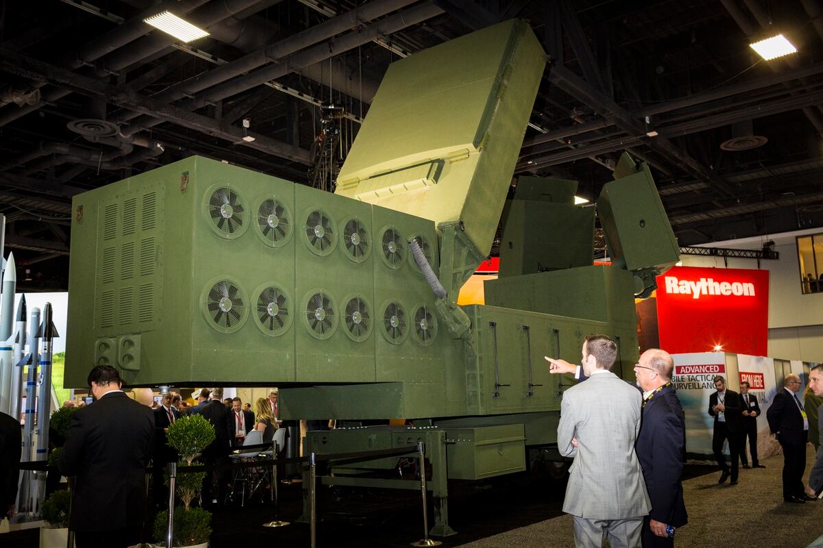 'No time for a blind spot': Raytheon goes big with Patriot ...