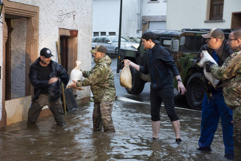 Etwa 30 Spongdalem-Familien wurden durch die verheerenden Überschwemmungen in Deutschland vertrieben