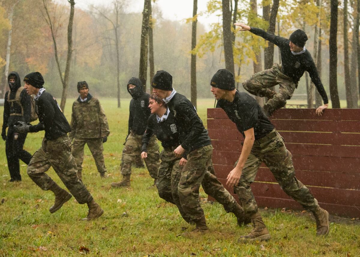Army Leaders Weigh Expanding Jrotc In High Schools