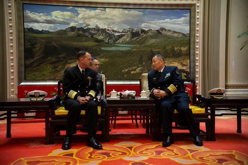 Chief of Naval Operations Adm. John Richardson meets with senior Chinese defense officials at the People's Liberation Army (Navy) (PLA(N)) headquarters in Beijing on Jan. 13, 2019. (Chief Mass Communication Specialist Elliott Fabrizio/Navy)