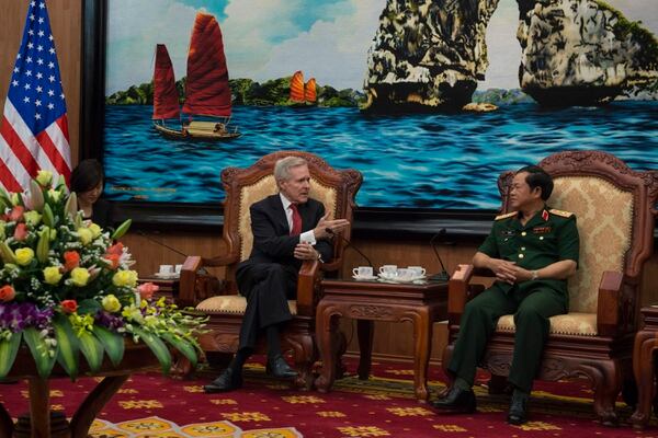 150408-N-LV331-004 HANOI, Vietnam (April 8, 2015) Secretary of the Navy (SECNAV) Ray Mabus meets with Vietnamese Chief of the General Staff Col. Gen. Da Bo Ty to discuss cooperation and increasing partnership opportunities. Mabus is visiting the region as part of a multinational trip to the U.S. Pacific and European command areas of responsibility to meet with military and civilian leaders and Sailors and Marines. (U.S. Navy photo by Mass Communication Specialist 2nd Class Armando Gonzales/Released) 