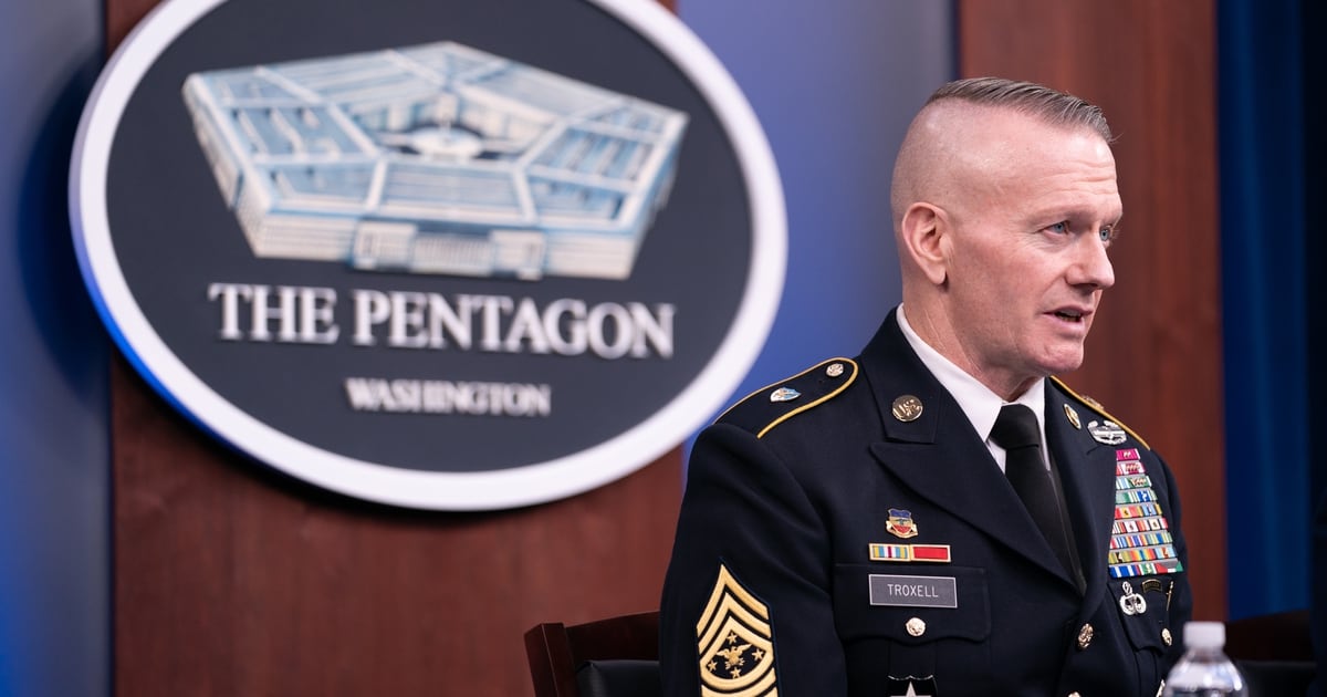 There S A New Rank Insignia For The Military S Top Enlisted Adviser