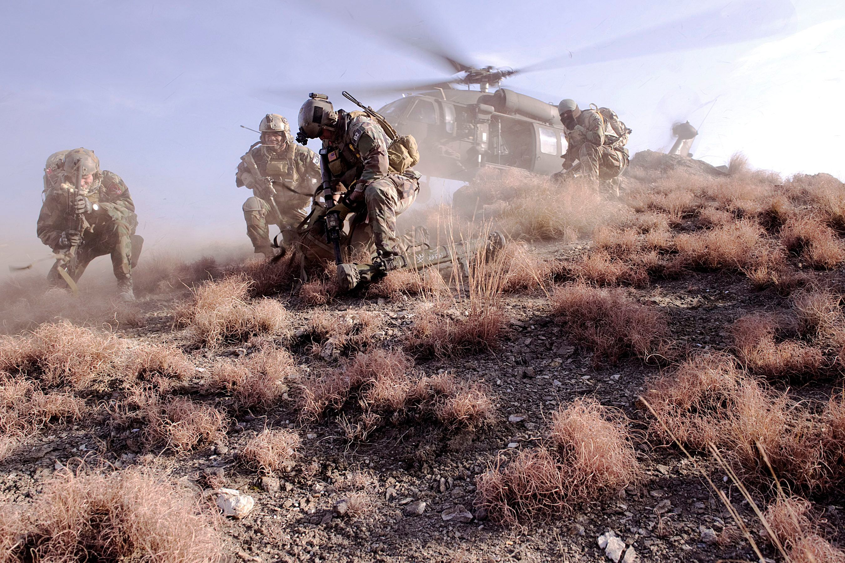 earn-big-bucks-move-up-faster-when-you-go-army-special-ops-but-can-you-cut-it
