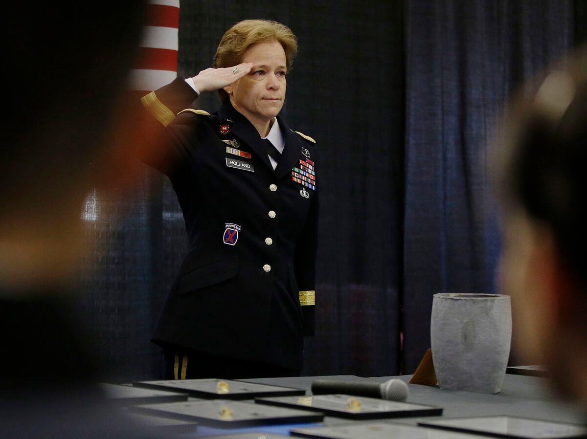 Class Rings From West Point Grads Are Melted For New Rings