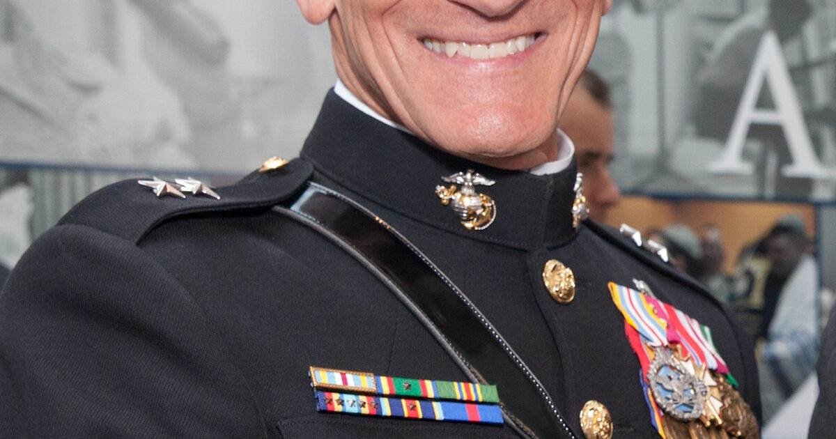 Lt Gen Vincent Stewart Wife Marine 2 Star To Retire After Promotion Went Unconfirmed