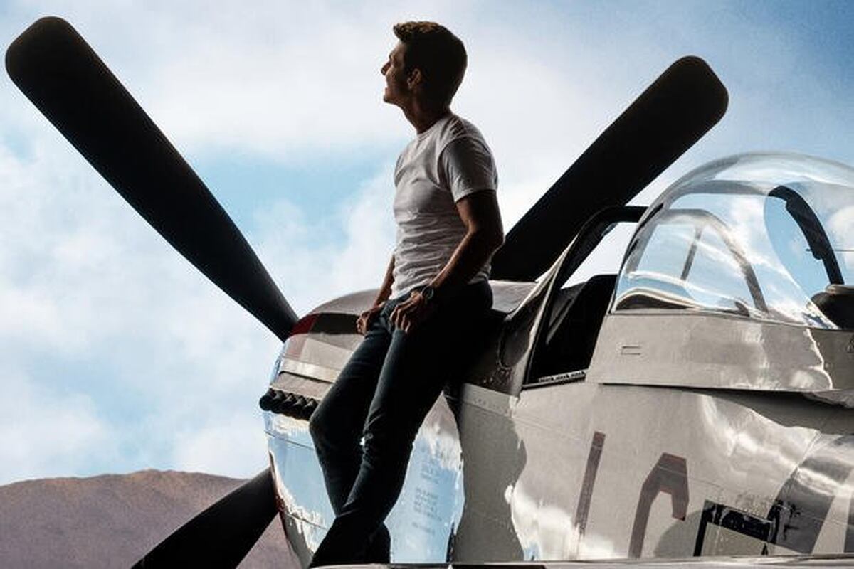 Tom Cruise Confirms Top Gun Sequel Release Delayed 6 Months Due To Covid 19