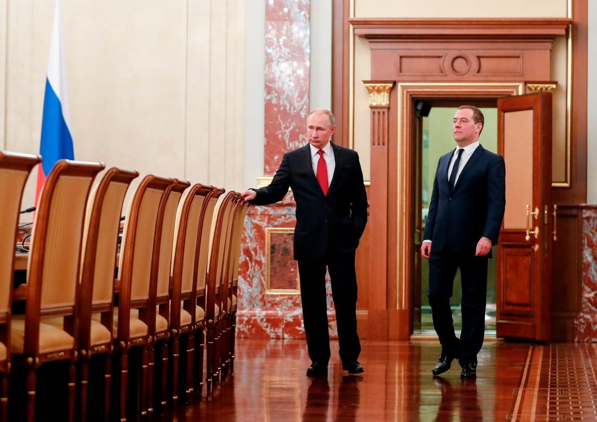 Explainer Russia S Cabinet Quit And It S All Part Of Putin S Plan