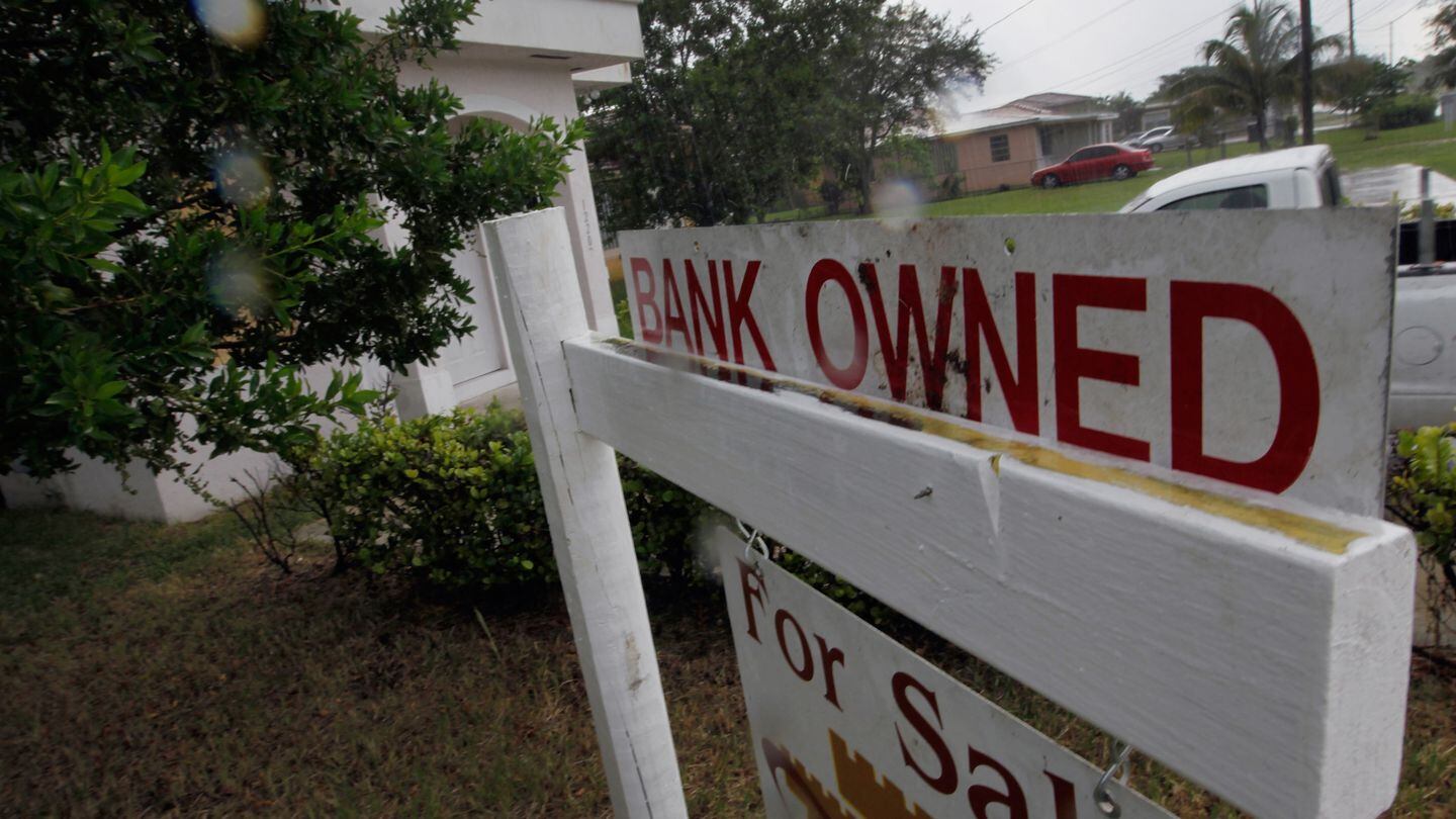 VA pauses foreclosures on home loans amid concerns of financial strain