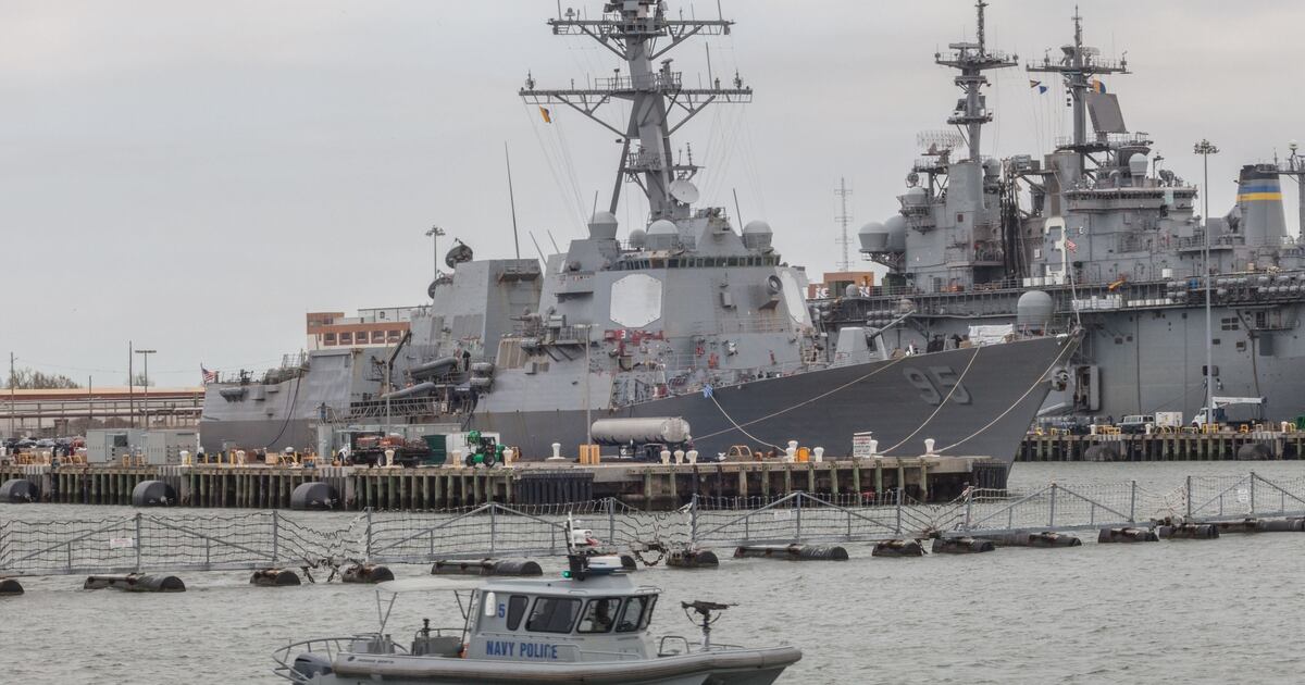 Navy Base Back To Normal After Unfounded Sighting Of Diver