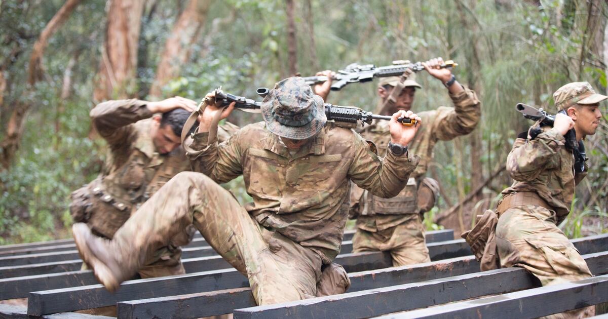 Soldiers Wear New Tropical Uniforms And Boots In Jungle Acu Field Test
