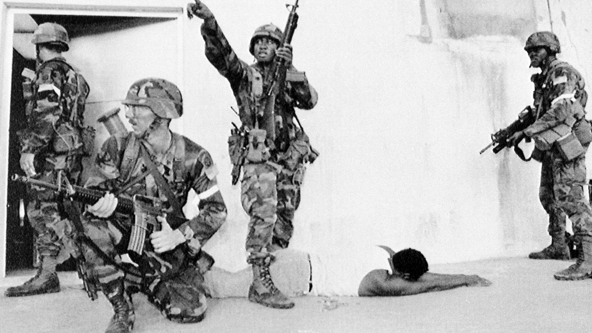 Soldiers Recall Combat Jumps Into Panama On 30th Anniversary