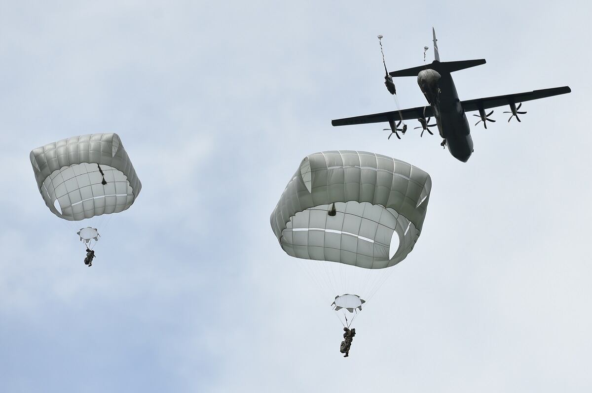 US Army 82nd Airborn Division Conducts Operational Jumps