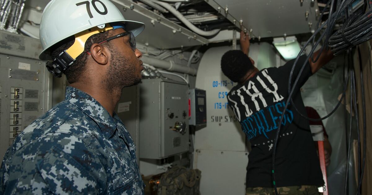 Navy holds to course with CANES tactical network