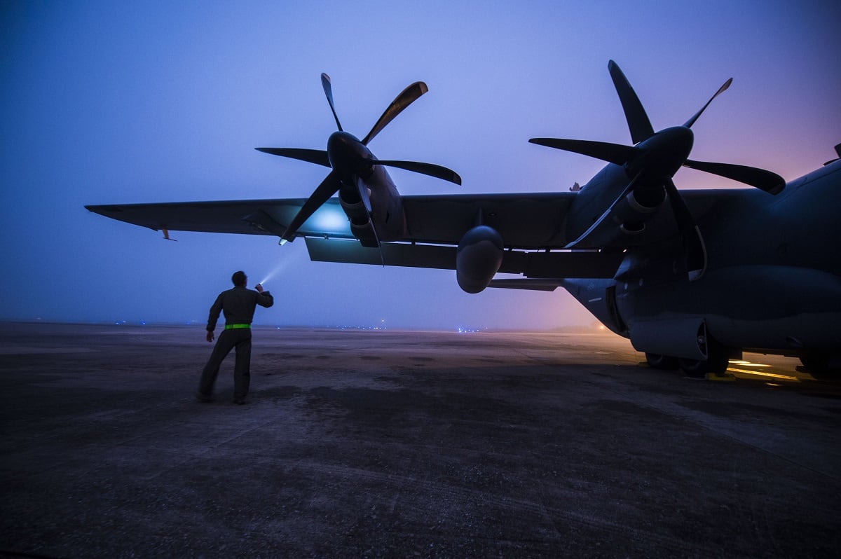 awesome military special forces gunships