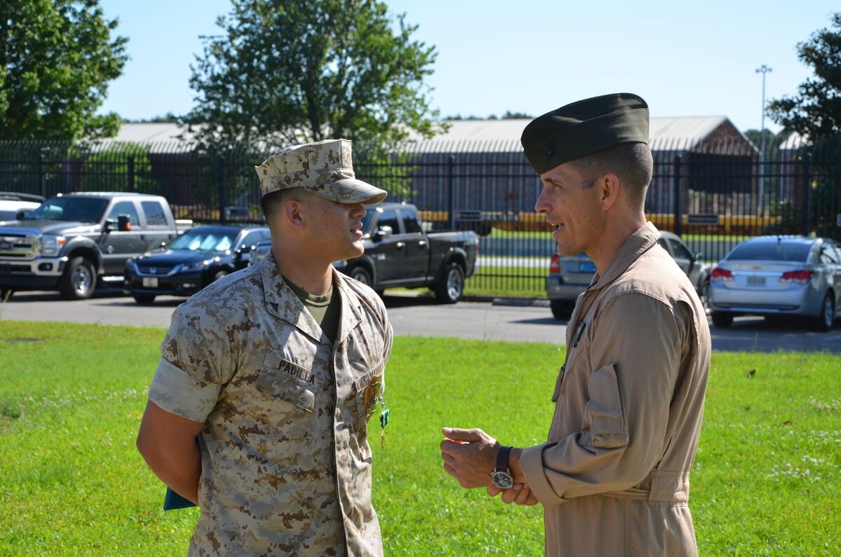 Lance Corporal Awarded Medal For Preventing Fellow Marine S Suicide
