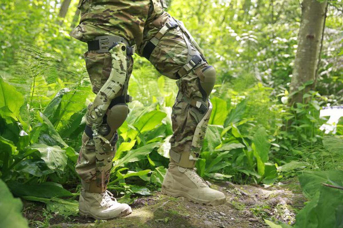 Army tests 'HALO'inspired knee brace that can charge your radios