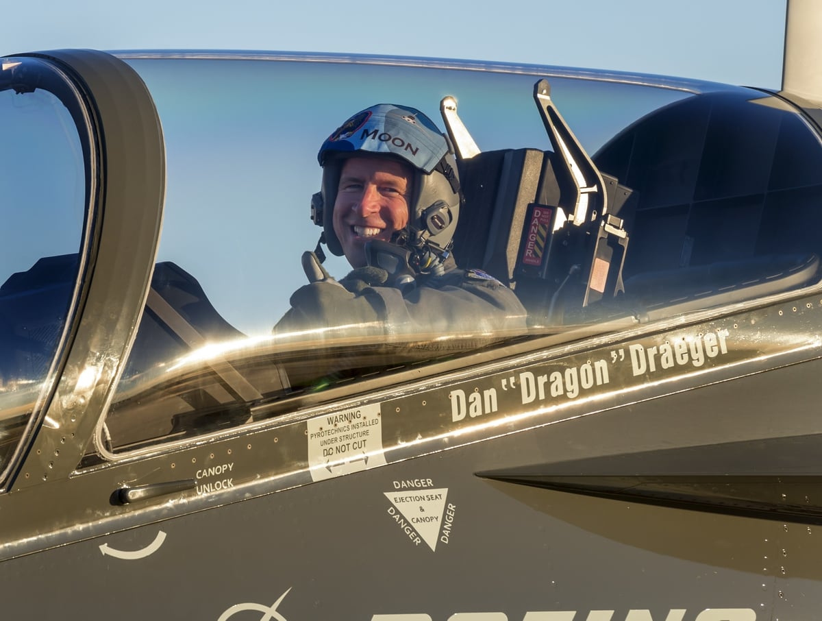 Pilot Training Commander Takes T X For A Spin
