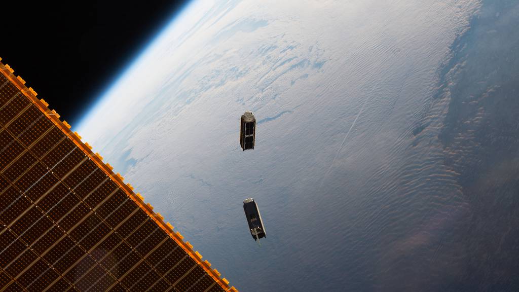 WASHINGTON — Satellite imagery provider Planet Labs plans to go public later this year by merging with a special purpose acquisition company, a tran