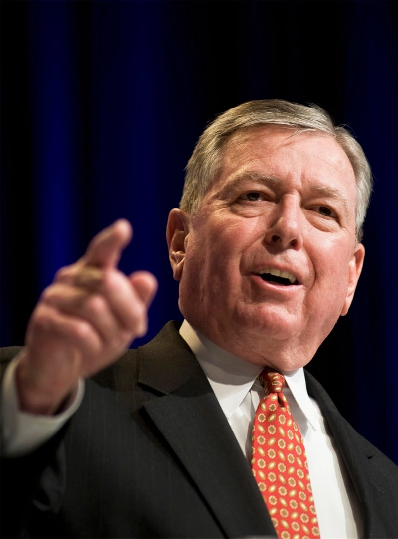 Qatar, in regional crisis, hires former US attorney general John Ashcroft