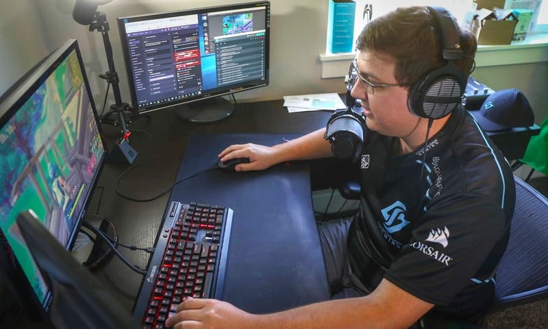 Op Ed Are Fortnite And Other Combat Video Games Bad For