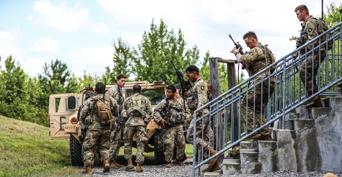Troops Are Safer In The Field During Outbreak 101st Leaders Say