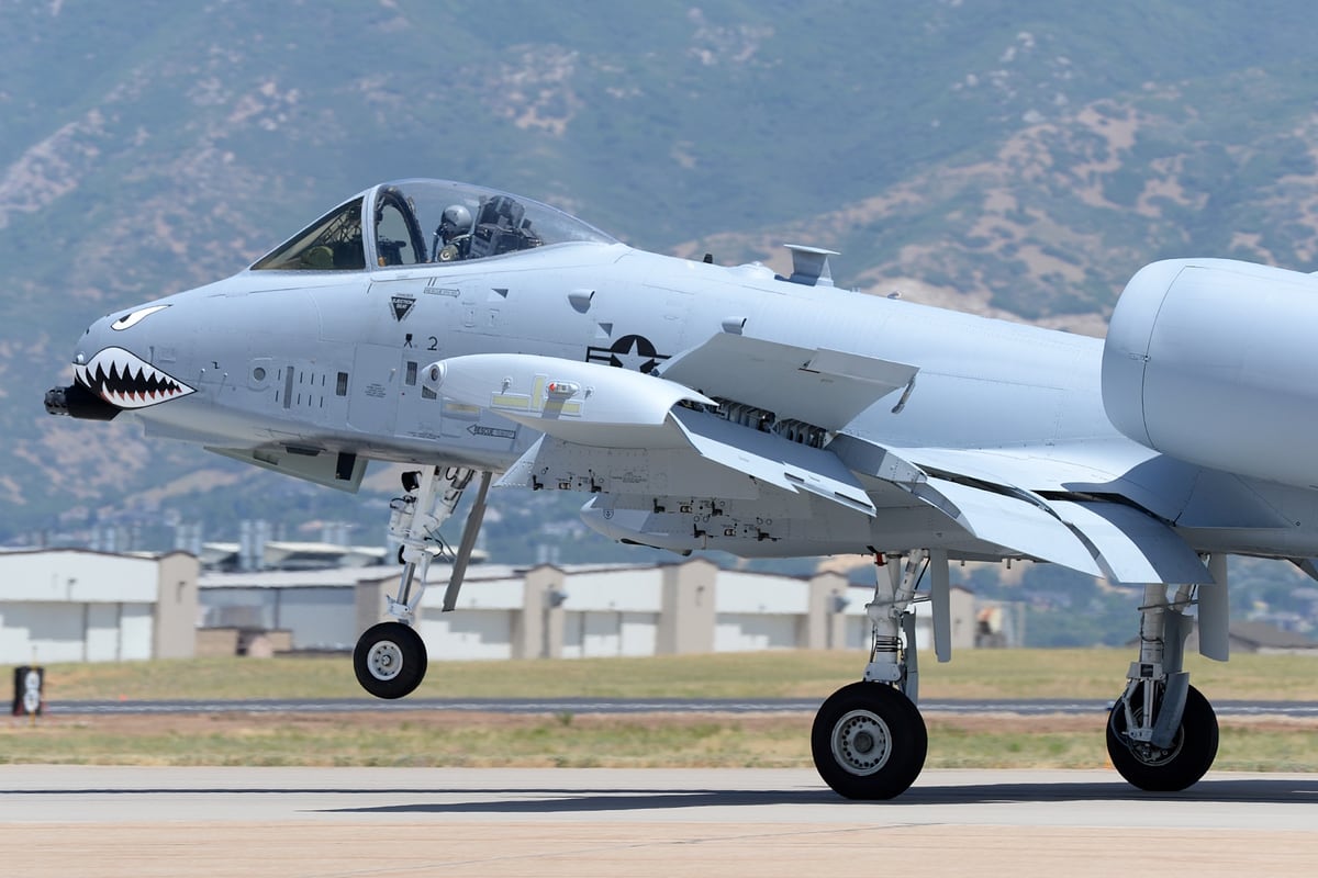 A 10 Re Winging Completed Will Keep Warthog In The Air Until Late 2030s