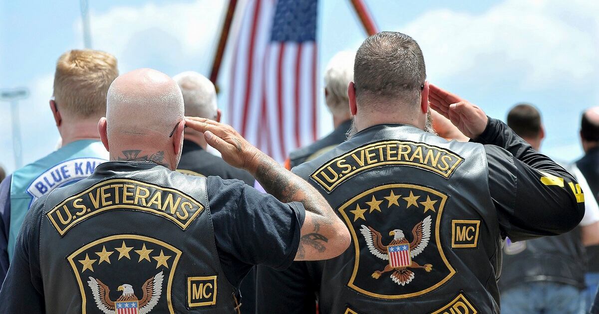 New England Patriots Owner Pledges 100k For Families Of Marine Jarheads Bikers Killed