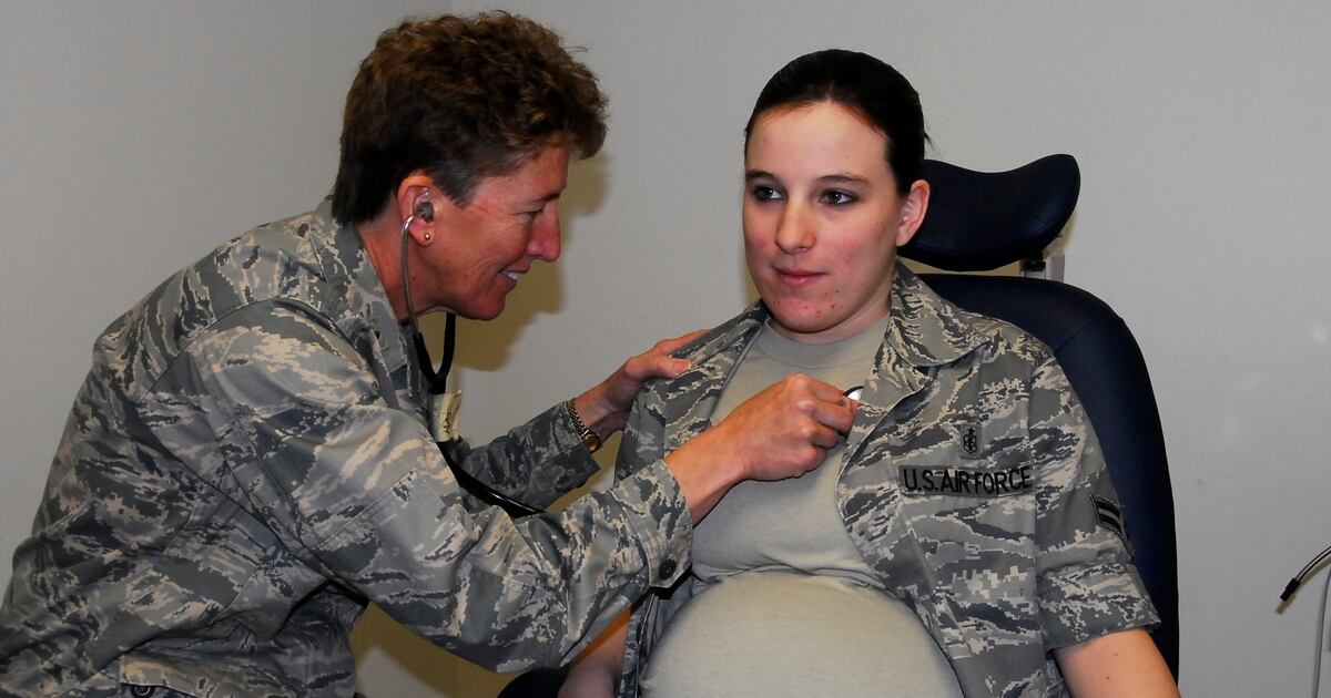 New Air Force Policy Gives New Mothers 12 Months To Decide If They Want To Stay In Uniform