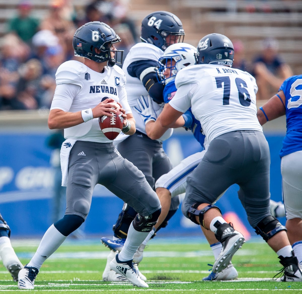 Gangi S 4 Td Passes Carry Nevada Past Air Force 28 25