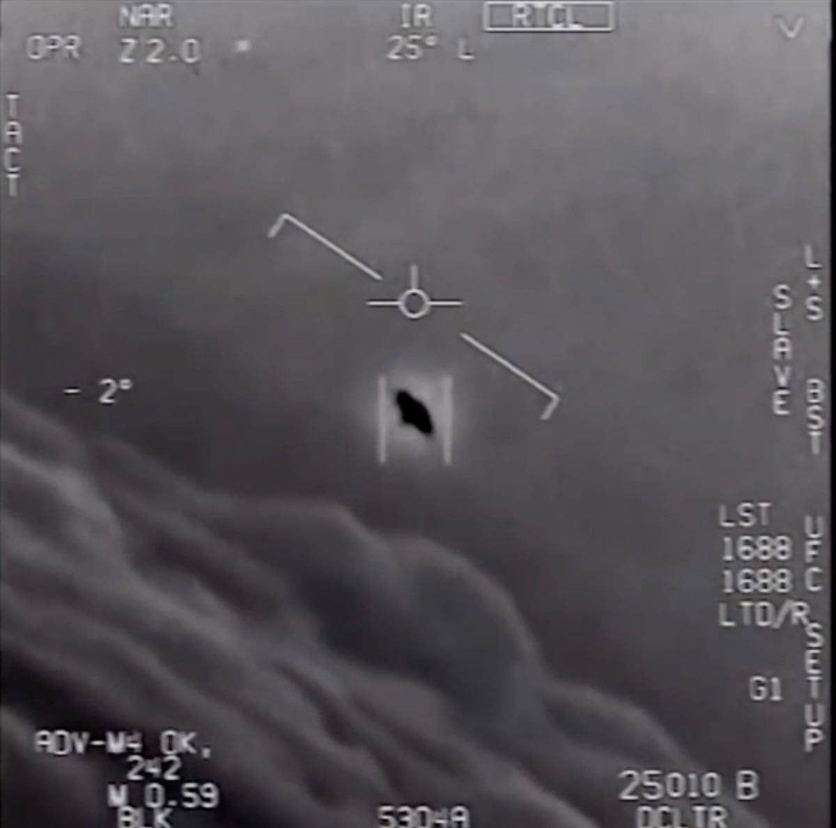 Video shows apparent encounter between Navy pilot and UFO