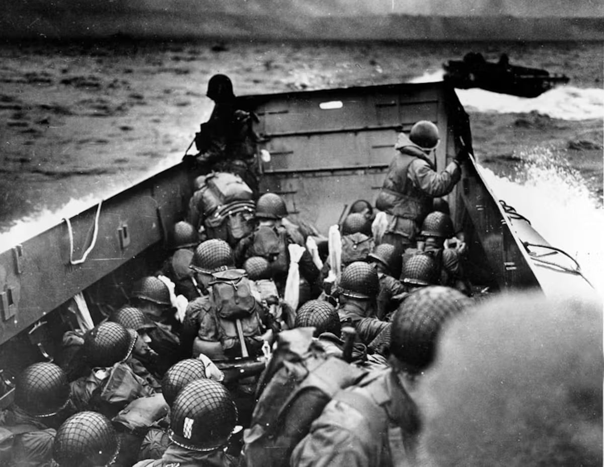 First Infantry Division Medics in Action: D-Day, 6 June 1944
