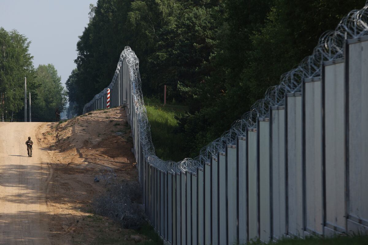 波兰考虑在其与白俄罗斯的边境修建防御工事