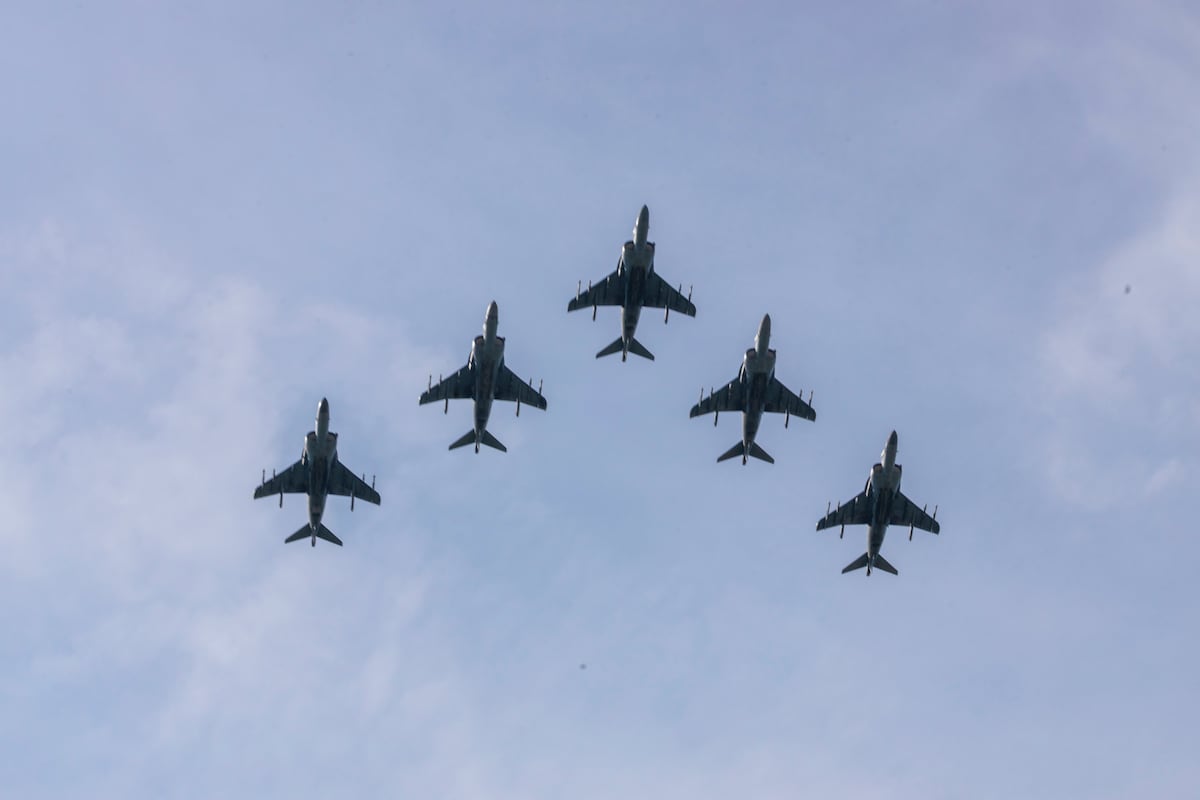 Marine squadron conducts its final Harrier flight in switch to F-35 Marine squadron conducts its final Harrier flight in switch to F-35
