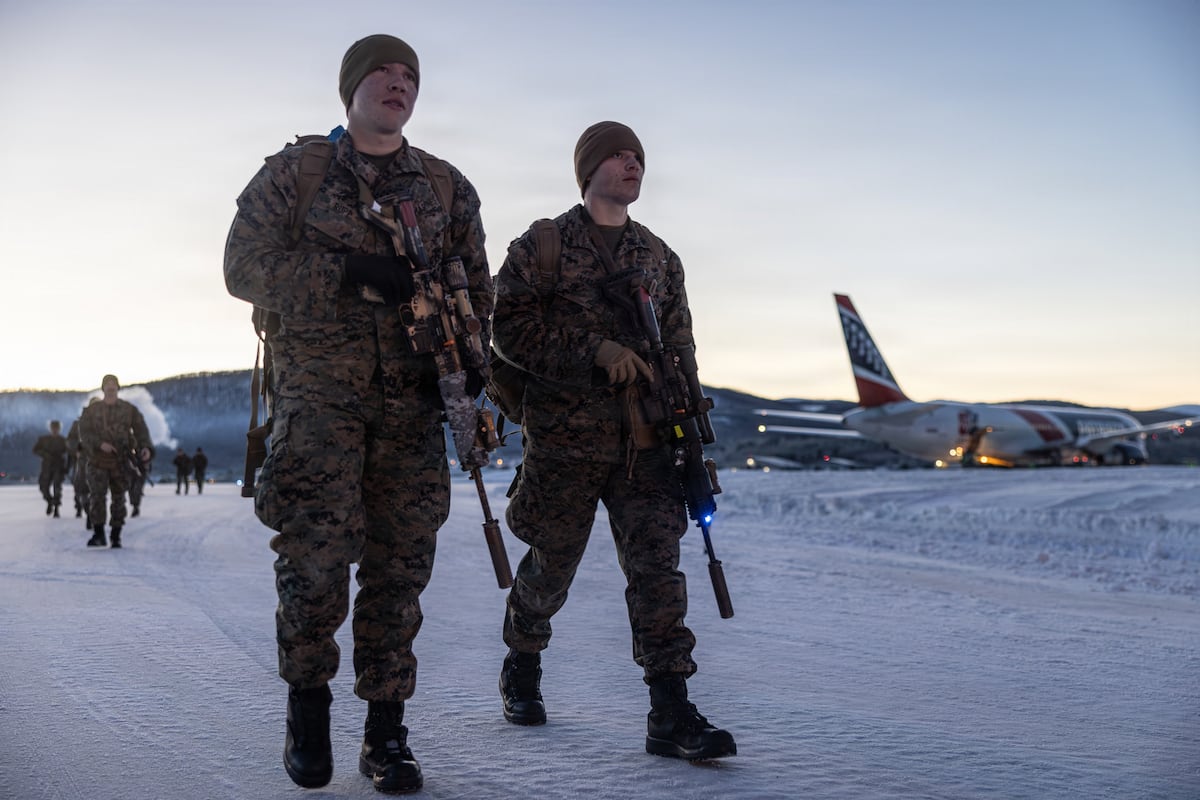 US Marines flew on New England Patriots’ private jet to Norway US Marines flew on New England Patriots’ private jet to Norway