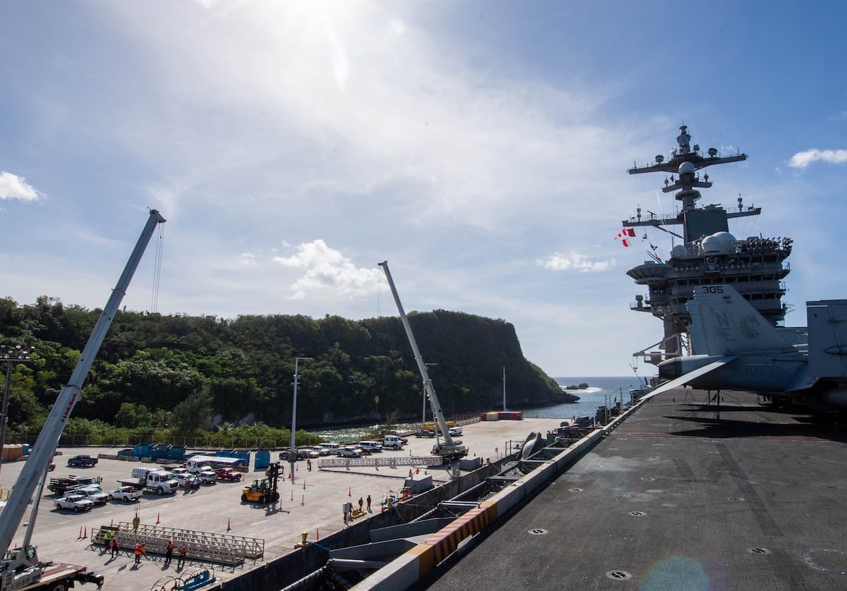 Second aircraft carrier on the way to join fight against Houthis